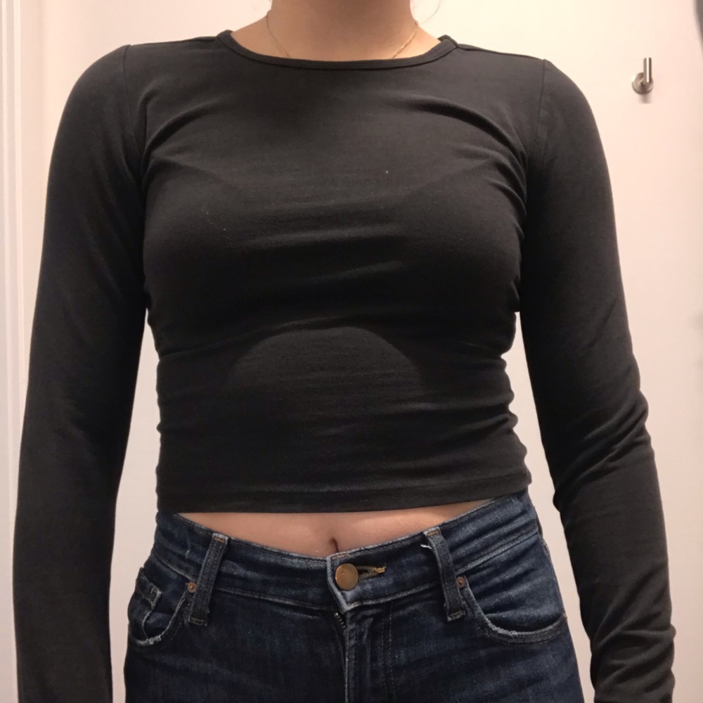 Black Brandy Melville cropped long sleeve